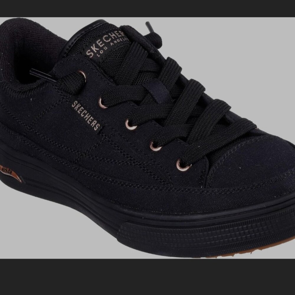 Skechers Arch Fit Arcade Meet Ya There Black 6.5